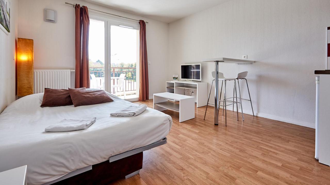 Vacanceole - Le Domaine De La Corniche - Deauville Sud Обервил Екстериор снимка