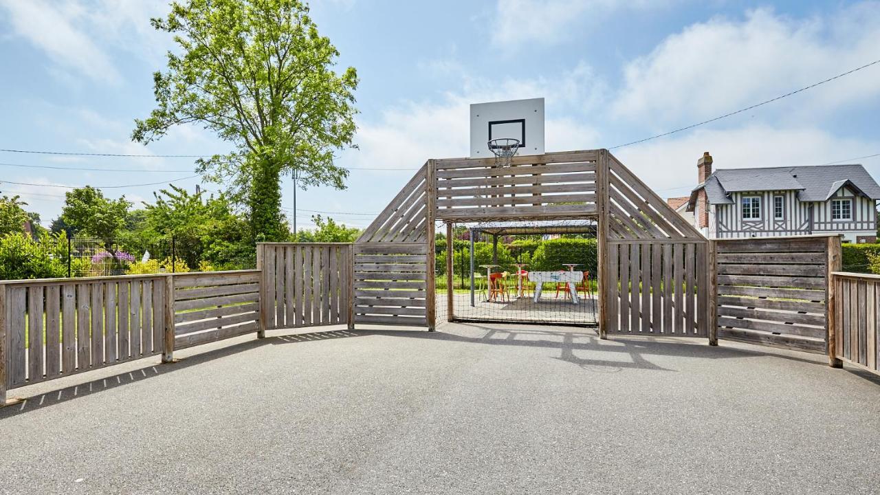 Vacanceole - Le Domaine De La Corniche - Deauville Sud Обервил Екстериор снимка